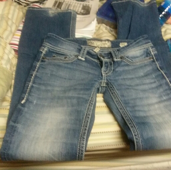 Jeans - Picture 2 of 2